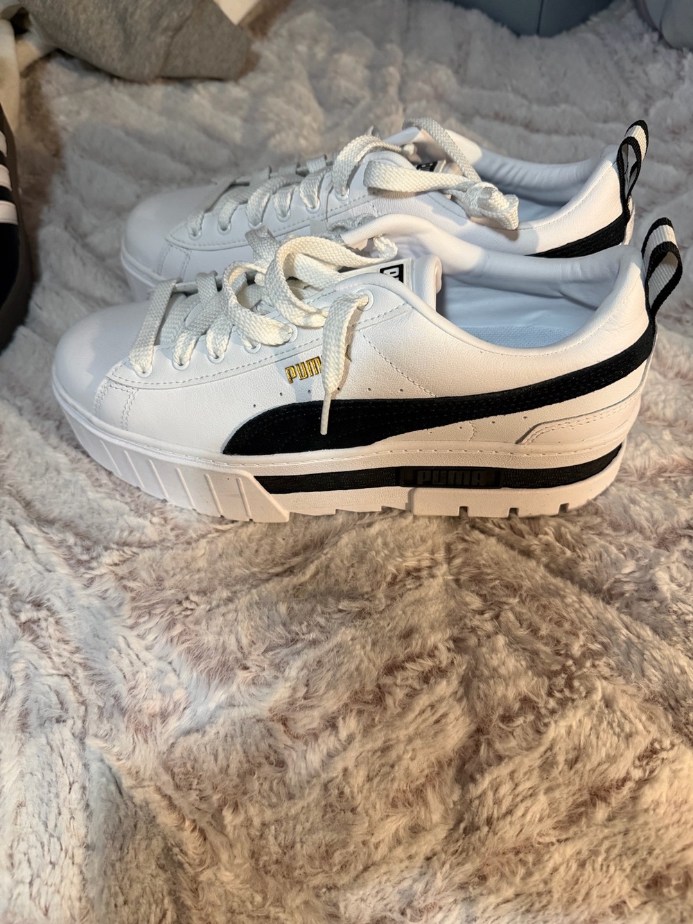 PUMA Mayze sneakers